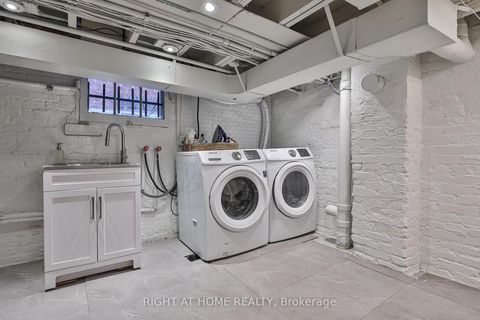 Photo 26 at 568 Hillsdale Avenue E, Mount Pleasant East, Toronto