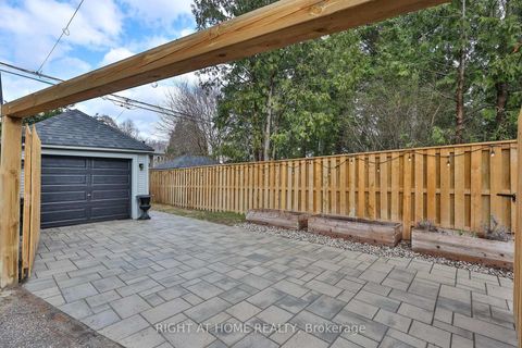 Photo 29 at 568 Hillsdale Avenue E, Mount Pleasant East, Toronto