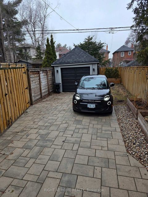 Photo 34 at 568 Hillsdale Avenue E, Mount Pleasant East, Toronto