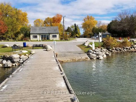 Photo 9 at 51 Lake Drive, Historic Lakeshore Communities, Georgina