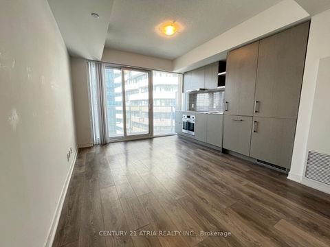 Photo 2 at 3611 - 88 Harbour Street, Waterfront Communities C1, Toronto