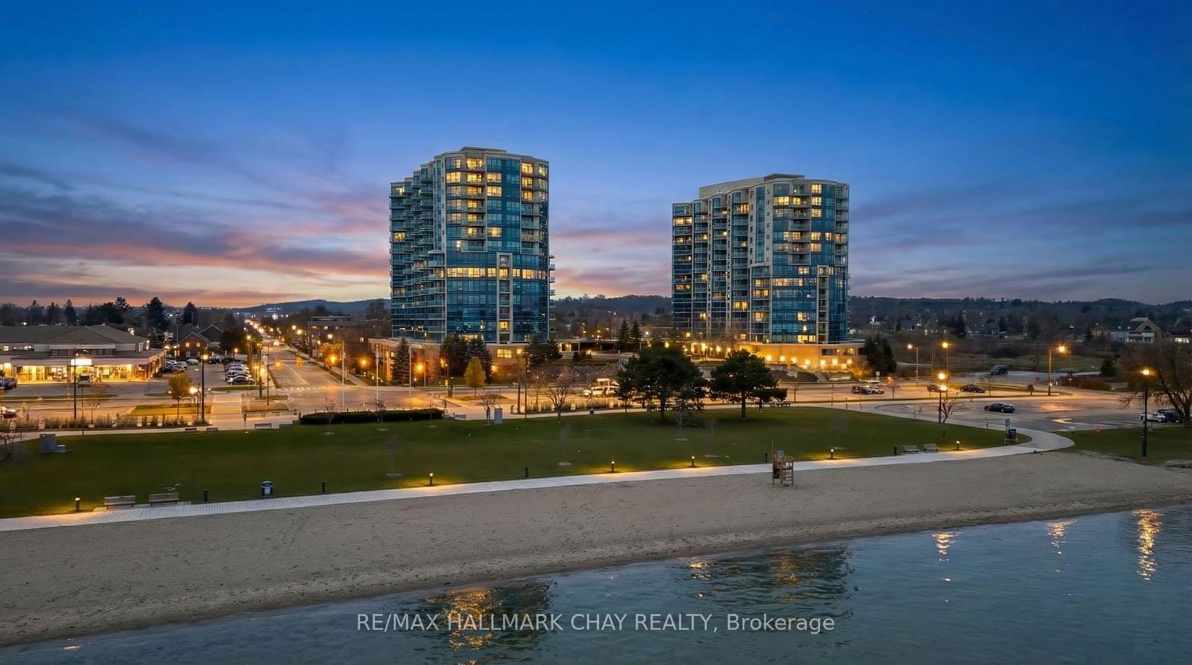 PH08 - 33 Ellen Street, City Centre, Barrie photo number 2