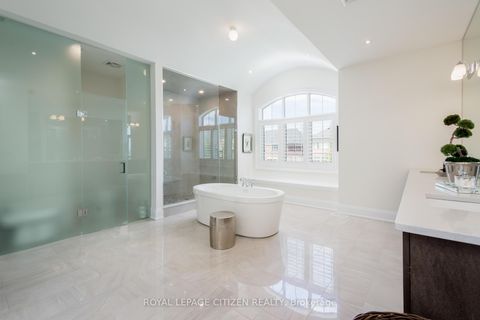 Photo 31 at 49 Mary Natasha Court, Kleinburg, Vaughan