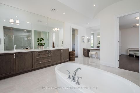 Photo 33 at 49 Mary Natasha Court, Kleinburg, Vaughan