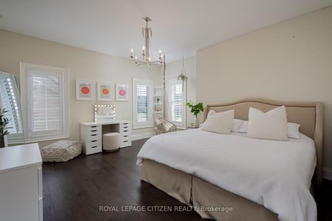 Photo 35 at 49 Mary Natasha Court, Kleinburg, Vaughan