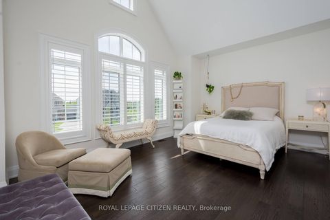 Photo 37 at 49 Mary Natasha Court, Kleinburg, Vaughan