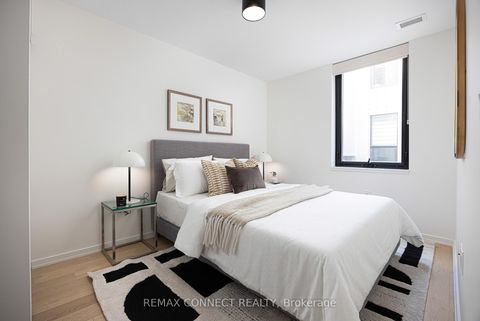 Photo 21 at 402 - 41 Dovercourt Road, Niagara, Toronto