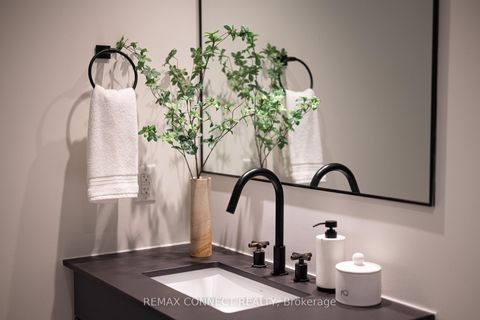 Photo 34 at 402 - 41 Dovercourt Road, Niagara, Toronto