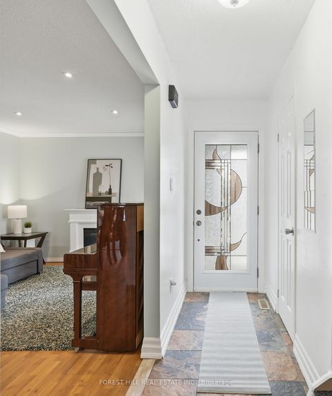 Photo 1 at 26 Laurel Valley Court, Glen Shields, Vaughan