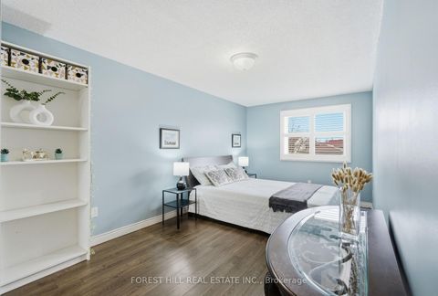 Photo 18 at 26 Laurel Valley Court, Glen Shields, Vaughan