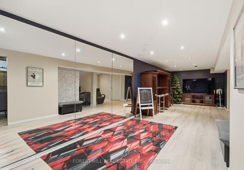 Photo 23 at 26 Laurel Valley Court, Glen Shields, Vaughan