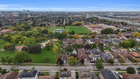 Photo 5 at 26 Grovedale Avenue, Maple Leaf, Toronto