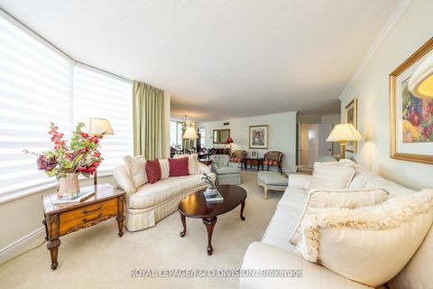 Photo 5 at 1710 - 65 Spring Garden Avenue, Willowdale East, Toronto