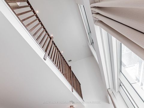 Photo 19 at TH132 - 39 Queens Quay E, Waterfront Communities C8, Toronto