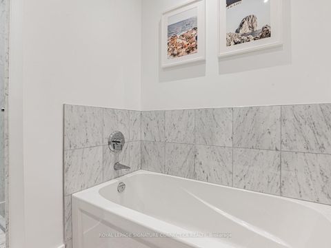 Photo 30 at TH132 - 39 Queens Quay E, Waterfront Communities C8, Toronto