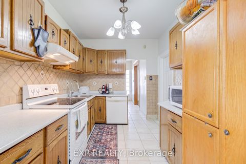 Photo 7 at 444 Maybank Avenue, Junction Area, Toronto