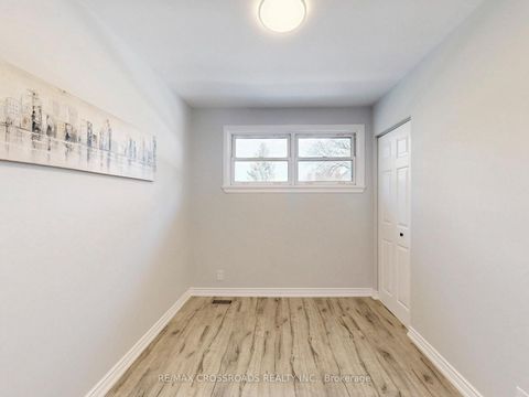 Photo 14 at 17 Ferbane Place, Don Valley Village, Toronto