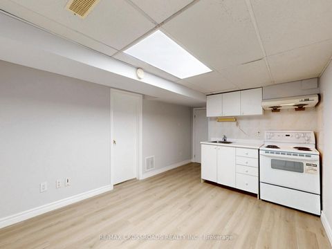 Photo 22 at 17 Ferbane Place, Don Valley Village, Toronto