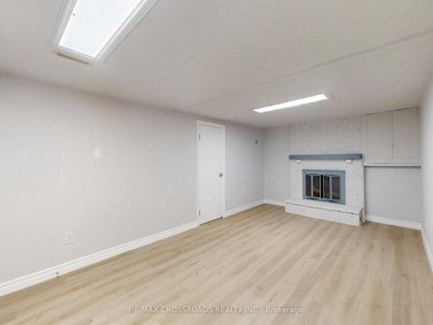 Photo 23 at 17 Ferbane Place, Don Valley Village, Toronto