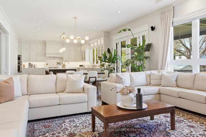 Photo 7 at 1395 Trotwood Avenue, Mineola, Mississauga