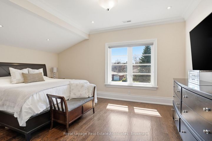 Photo 29 at 1395 Trotwood Avenue, Mineola, Mississauga