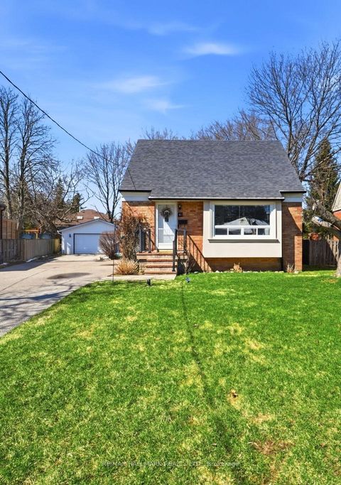 Photo 1 at 41 Twin Pauls Crescent, Maryvale, Toronto