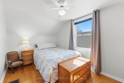 Photo 12 at 41 Twin Pauls Crescent, Maryvale, Toronto