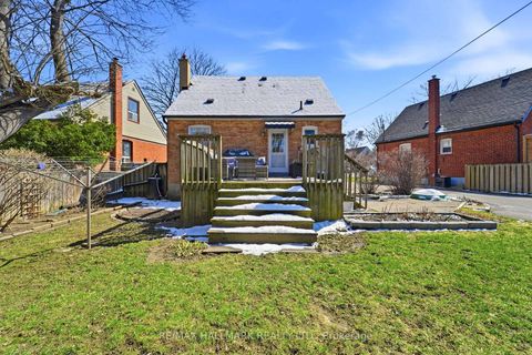 Photo 19 at 41 Twin Pauls Crescent, Maryvale, Toronto