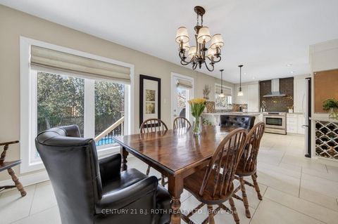 Photo 9 at 12 Tallforest Crescent, Markland Wood, Toronto