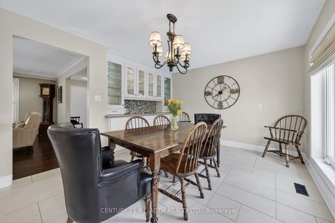 Photo 10 at 12 Tallforest Crescent, Markland Wood, Toronto