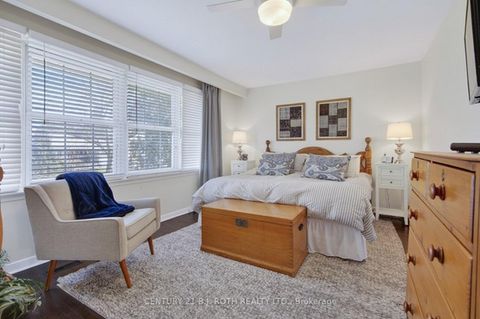 Photo 11 at 12 Tallforest Crescent, Markland Wood, Toronto