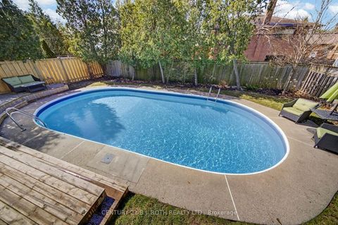 Photo 23 at 12 Tallforest Crescent, Markland Wood, Toronto