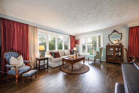 Photo 3 at 48 Greengrove Crescent, Donalda, Toronto