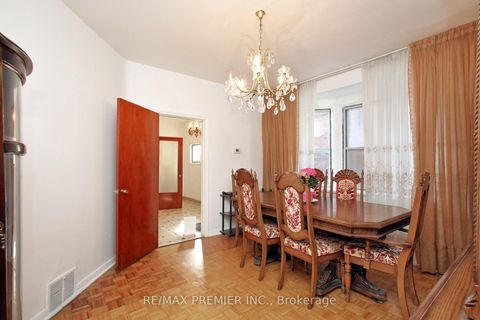 Photo 14 at 172 Lauder Avenue, Oakwood Village, Toronto