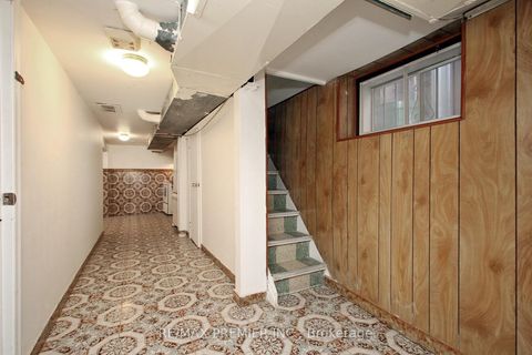 Photo 23 at 172 Lauder Avenue, Oakwood Village, Toronto