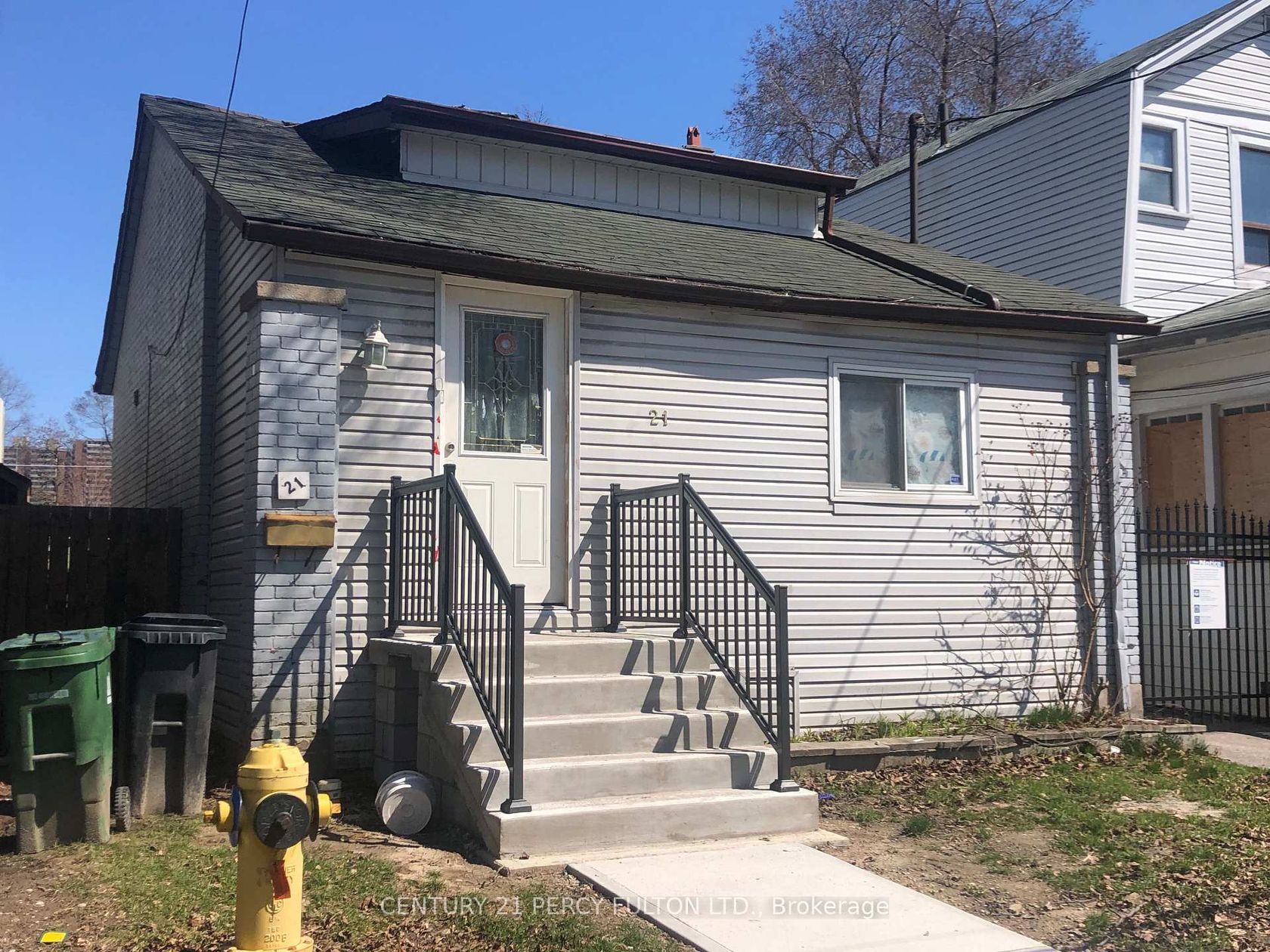 21 Eastdale Avenue, Crescent Town, Toronto 