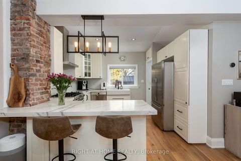 Photo 4 at 171 Islington Avenue, New Toronto, Toronto