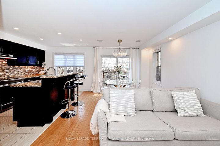 Photo 9 at 77 Benjamin Hood Crescent, Patterson, Vaughan