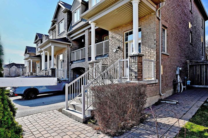 Photo 37 at 77 Benjamin Hood Crescent, Patterson, Vaughan