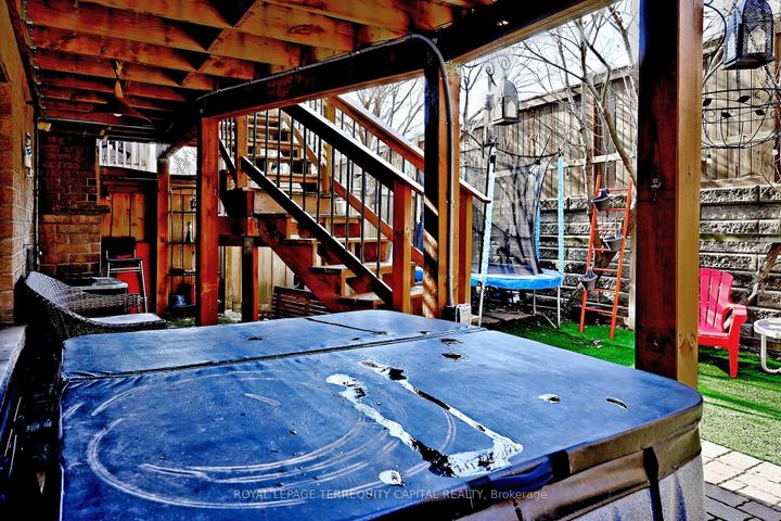 Photo 44 at 77 Benjamin Hood Crescent, Patterson, Vaughan