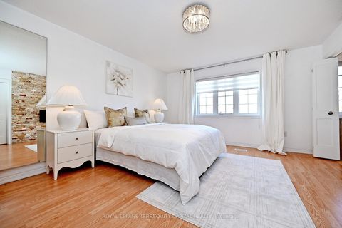 Photo 20 at 77 Benjamin Hood Crescent, Patterson, Vaughan