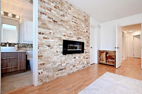 Photo 24 at 77 Benjamin Hood Crescent, Patterson, Vaughan