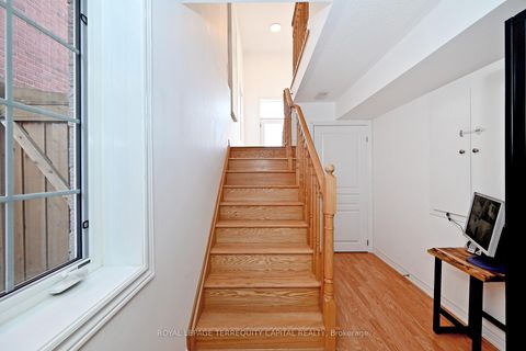 Photo 31 at 77 Benjamin Hood Crescent, Patterson, Vaughan