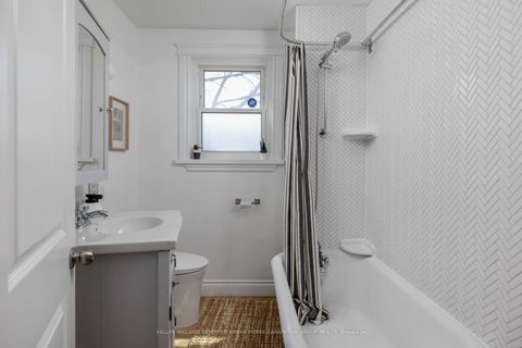 Photo 37 at 158 Galt Avenue N, South Riverdale, Toronto