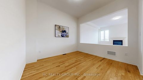 Photo 6 at 156 Hartney Drive, Rural Richmond Hill, Richmond Hill