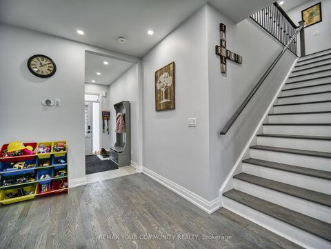 Photo 8 at 17 Sam Battaglia Crescent, Sutton & Jackson's Point, Georgina