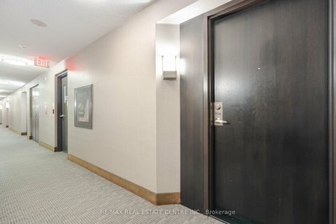 Photo 3 at 906 - 17 Anndale Drive, Willowdale East, Toronto