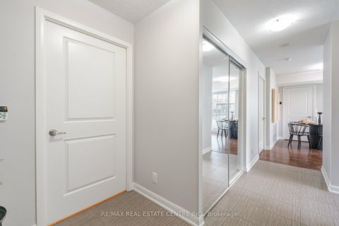 Photo 5 at 906 - 17 Anndale Drive, Willowdale East, Toronto