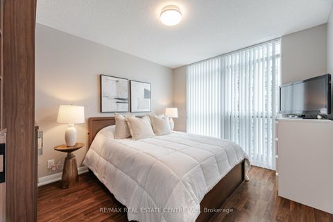 Photo 15 at 906 - 17 Anndale Drive, Willowdale East, Toronto