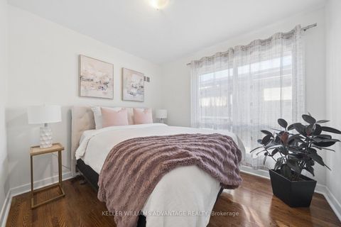 Photo 14 at 21 Deerfield Road, Bendale, Toronto